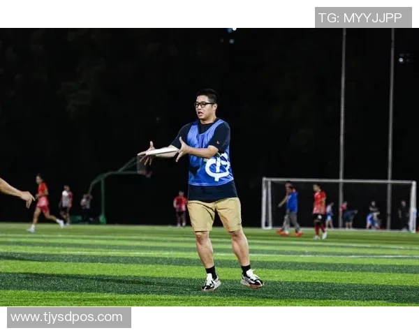 武汉飞盘队的包夹战术揭秘与深度解析飞盘运动的魅力与团队协作